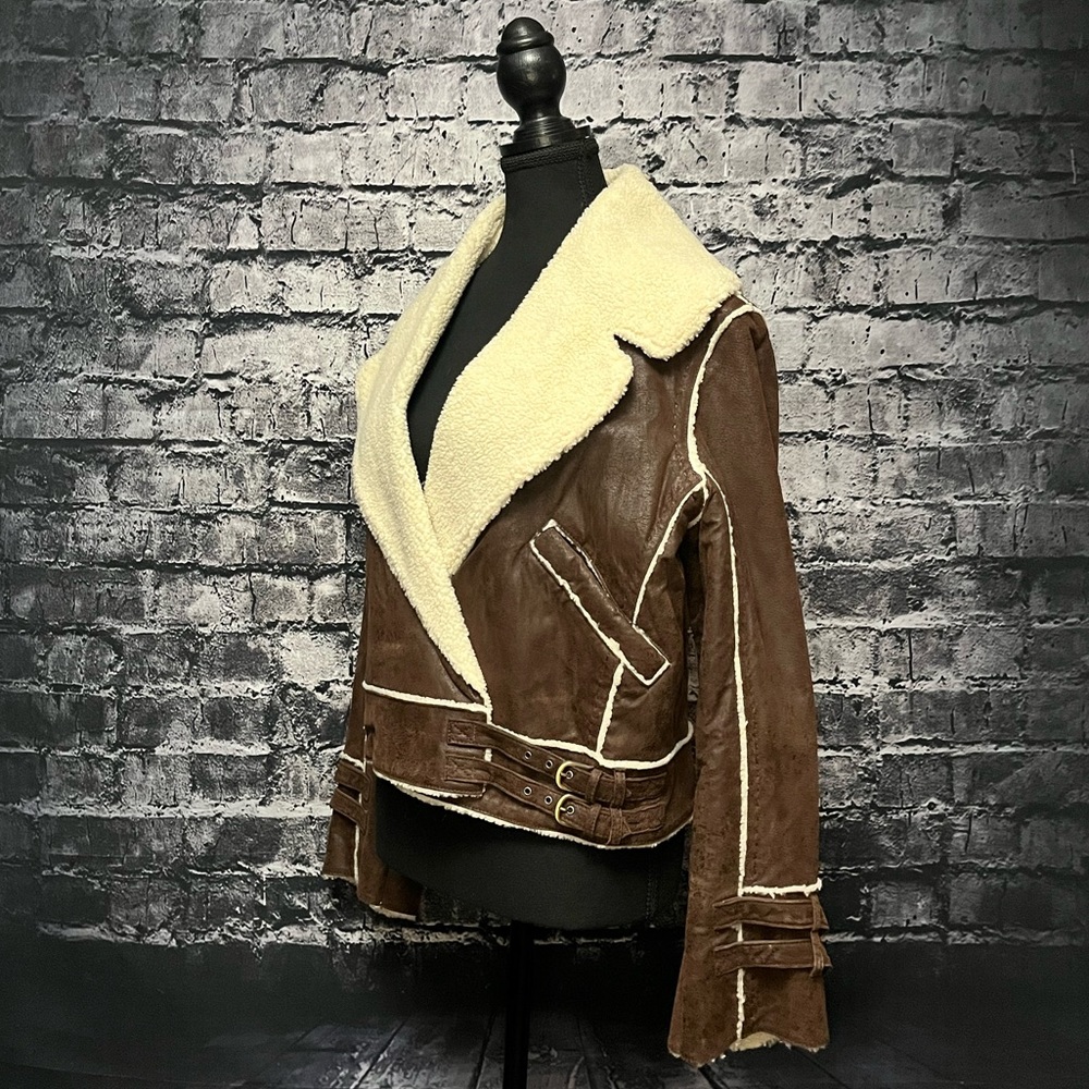 Moda International Jacket - Picture 6 of 8